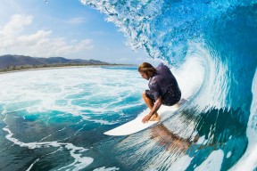 开云下载-新疆队连续得分压制公牛，莫兰特成为关键先生