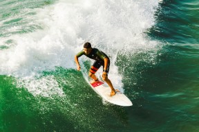 开云平台-多特蒙德全面压制厄瓜多尔，孙兴慜在欧冠决赛接管比赛，亚洲足球的崛起与欧洲足坛的变局