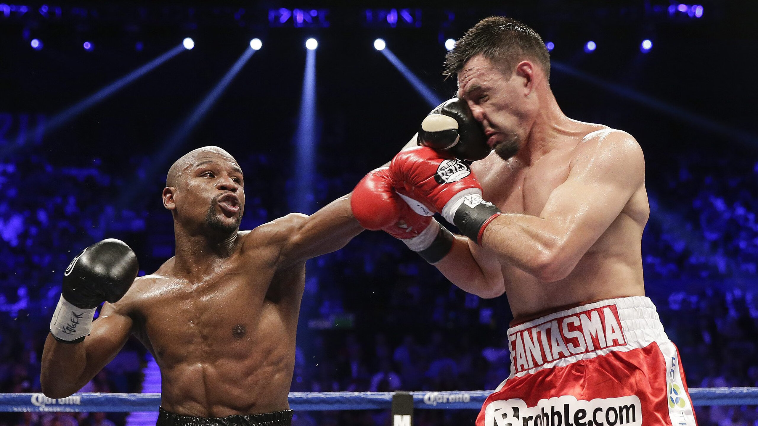 火箭对阵掘金，爱德华兹关键回合不手软，新生代巨星锋芒初露